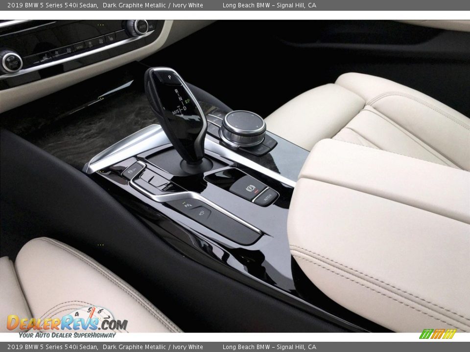 2019 BMW 5 Series 540i Sedan Dark Graphite Metallic / Ivory White Photo #7