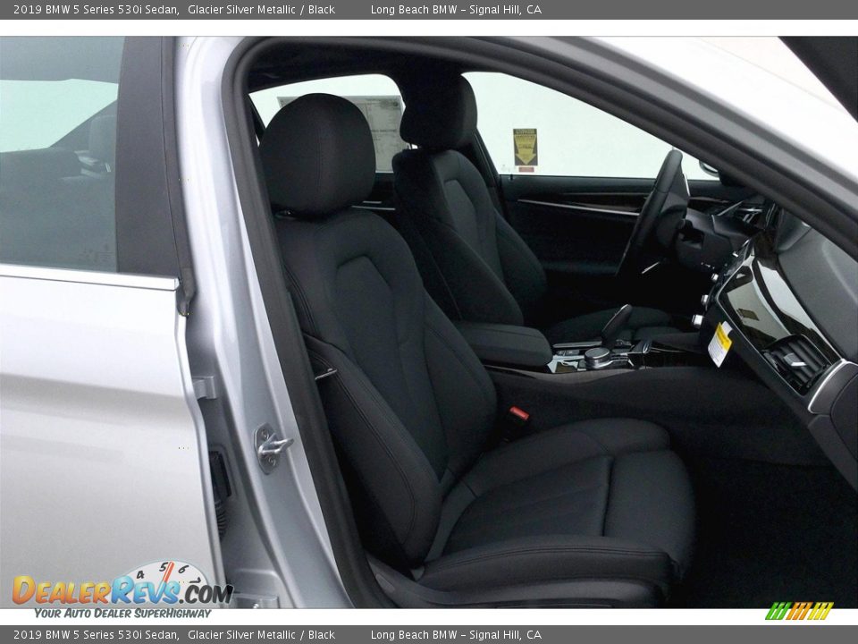 2019 BMW 5 Series 530i Sedan Glacier Silver Metallic / Black Photo #2