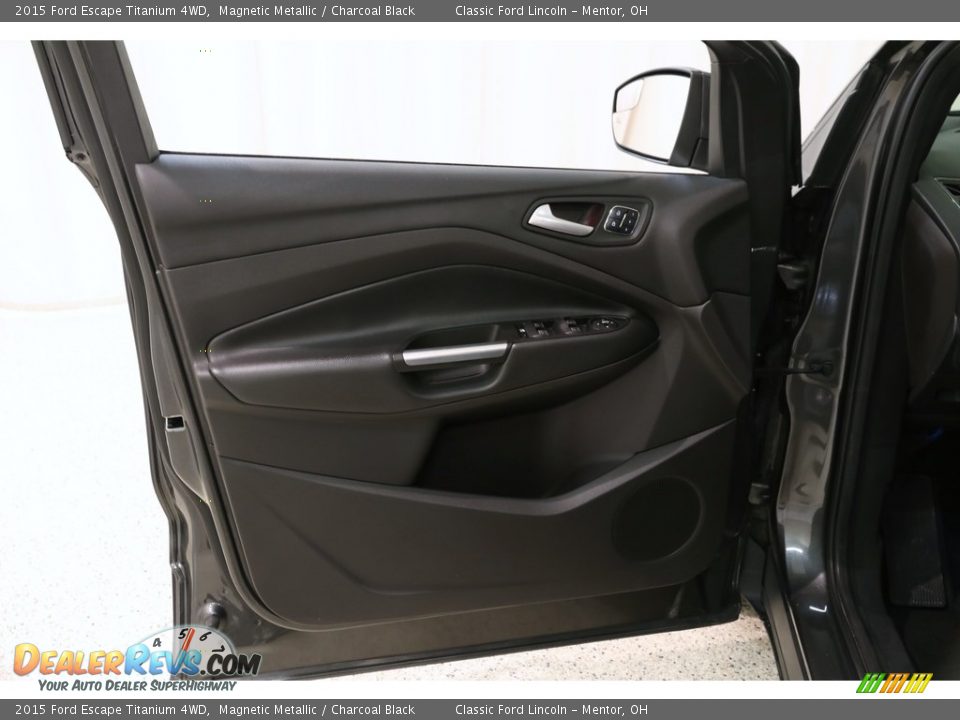 2015 Ford Escape Titanium 4WD Magnetic Metallic / Charcoal Black Photo #5