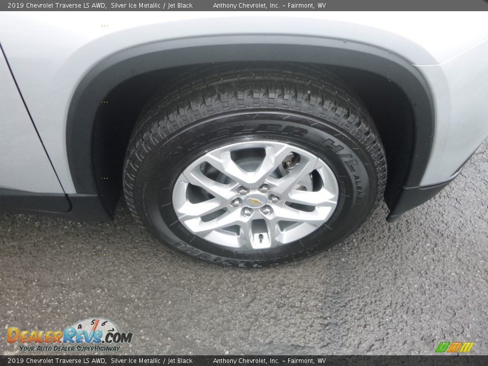 2019 Chevrolet Traverse LS AWD Silver Ice Metallic / Jet Black Photo #2