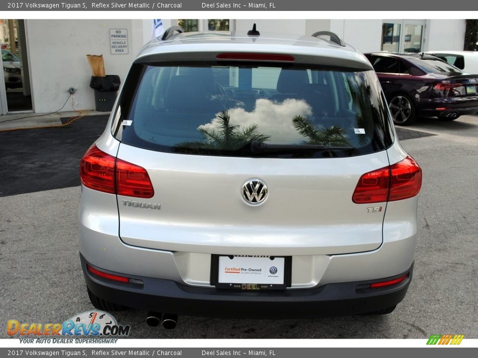 2017 Volkswagen Tiguan S Reflex Silver Metallic / Charcoal Photo #9