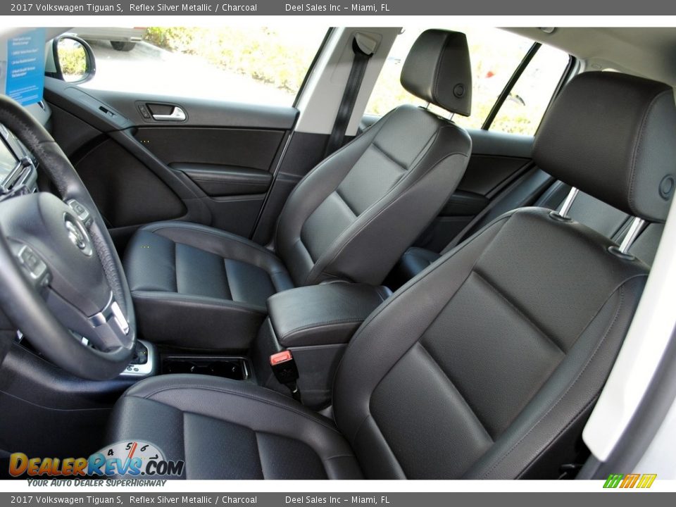 2017 Volkswagen Tiguan S Reflex Silver Metallic / Charcoal Photo #15