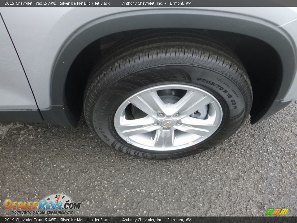 2019 Chevrolet Trax LS AWD Silver Ice Metallic / Jet Black Photo #2