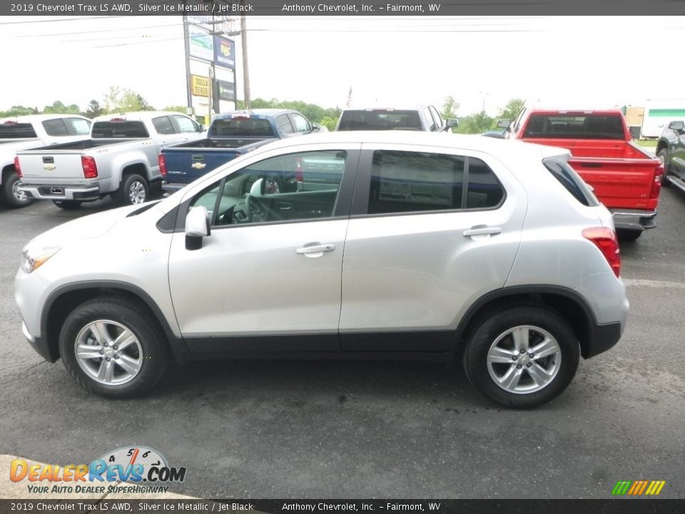 2019 Chevrolet Trax LS AWD Silver Ice Metallic / Jet Black Photo #7