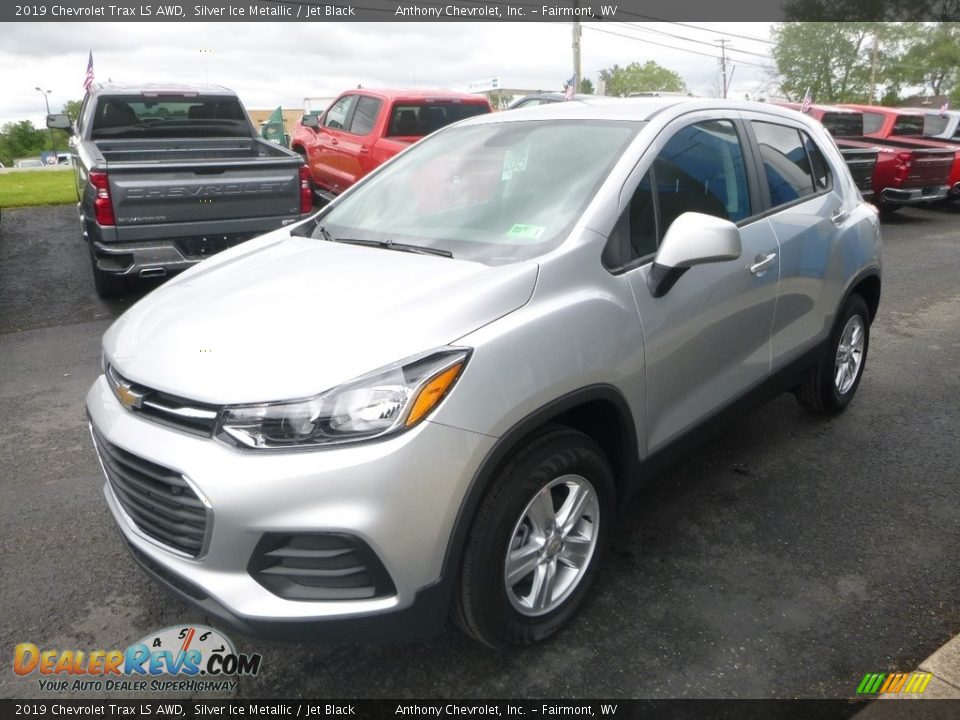 2019 Chevrolet Trax LS AWD Silver Ice Metallic / Jet Black Photo #8