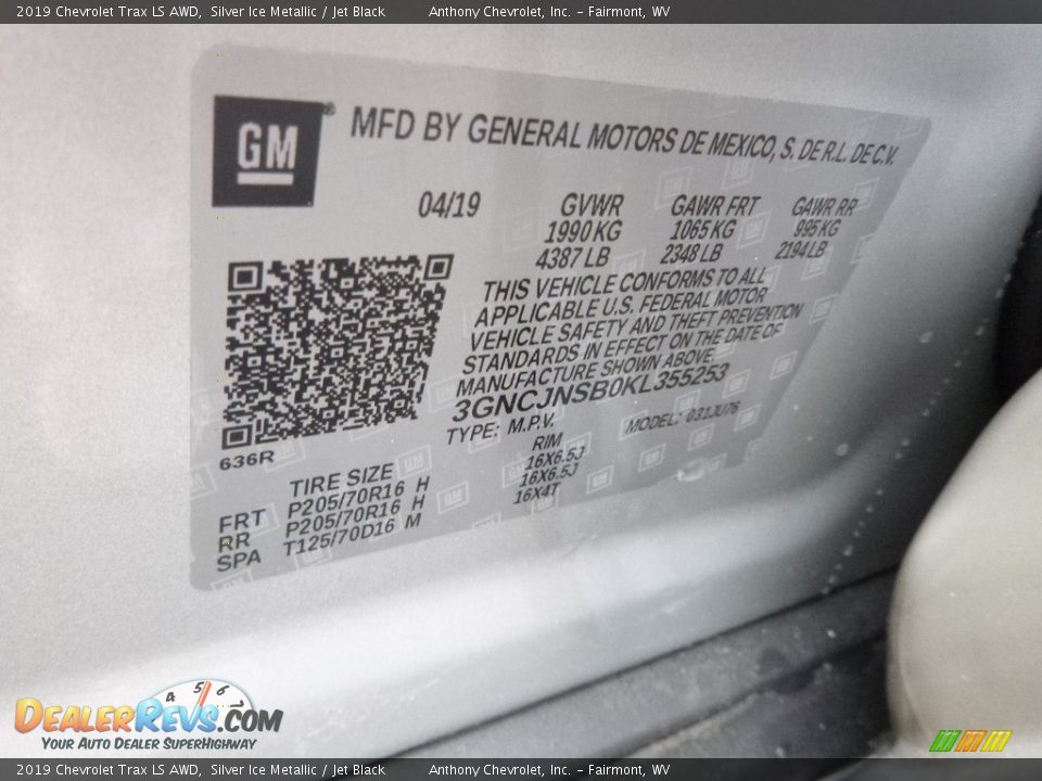 2019 Chevrolet Trax LS AWD Silver Ice Metallic / Jet Black Photo #15