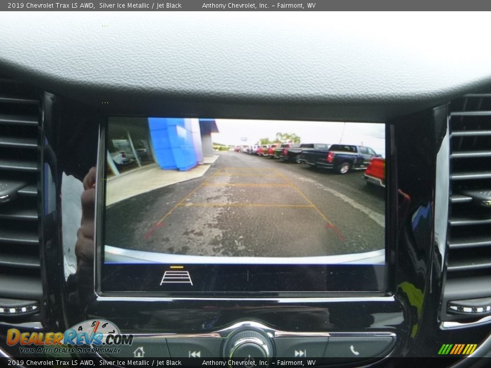 2019 Chevrolet Trax LS AWD Silver Ice Metallic / Jet Black Photo #17