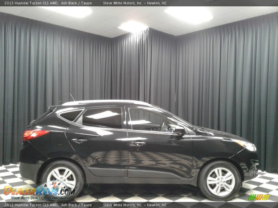 2013 Hyundai Tucson GLS AWD Ash Black / Taupe Photo #5