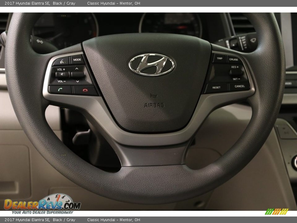 2017 Hyundai Elantra SE Black / Gray Photo #7