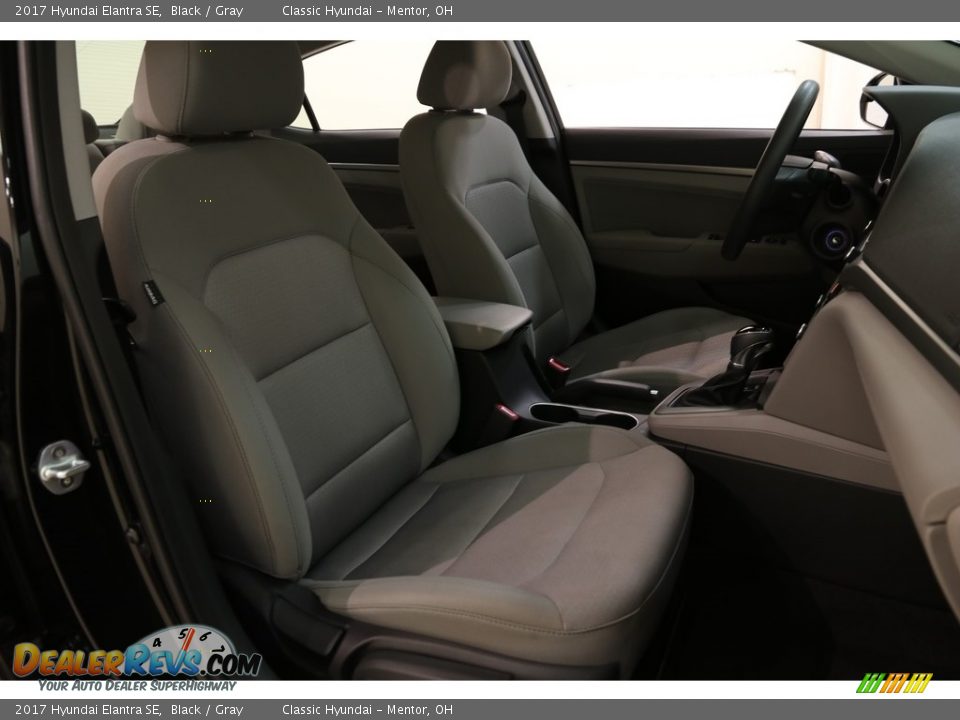 2017 Hyundai Elantra SE Black / Gray Photo #15