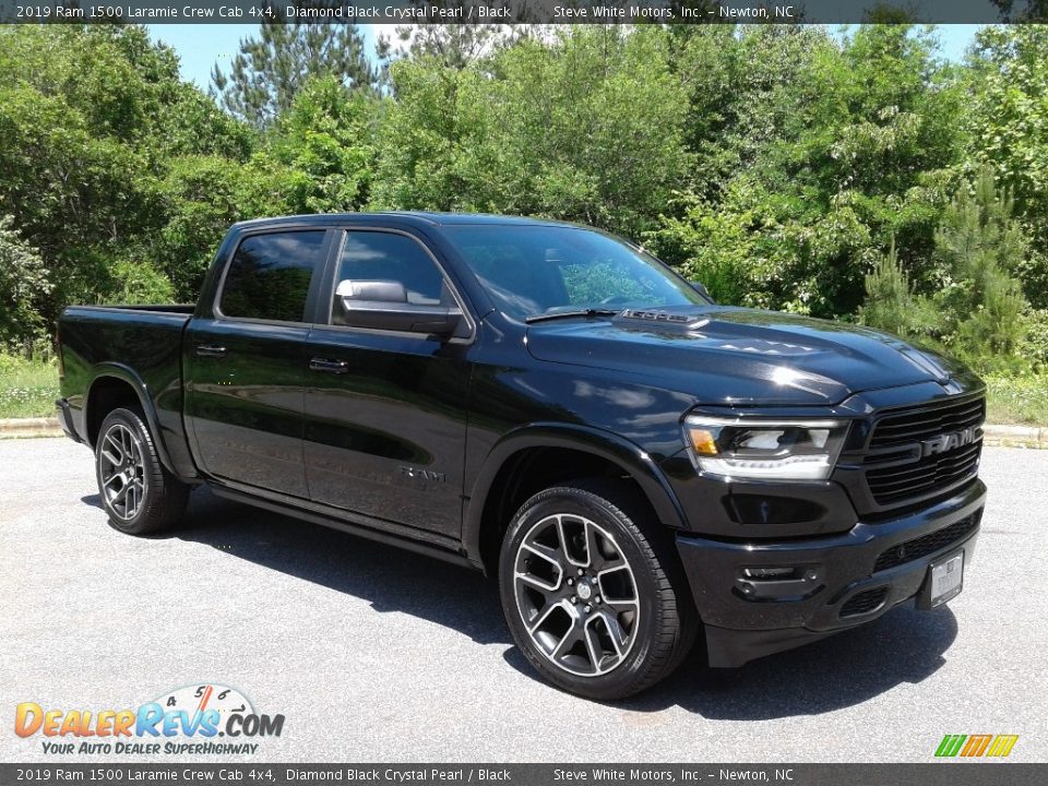 2019 Ram 1500 Laramie Crew Cab 4x4 Diamond Black Crystal Pearl / Black Photo #4