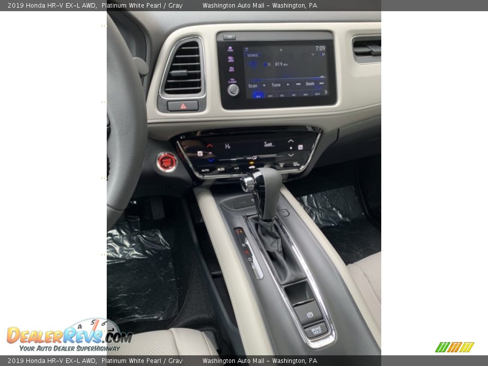 2019 Honda HR-V EX-L AWD Platinum White Pearl / Gray Photo #31