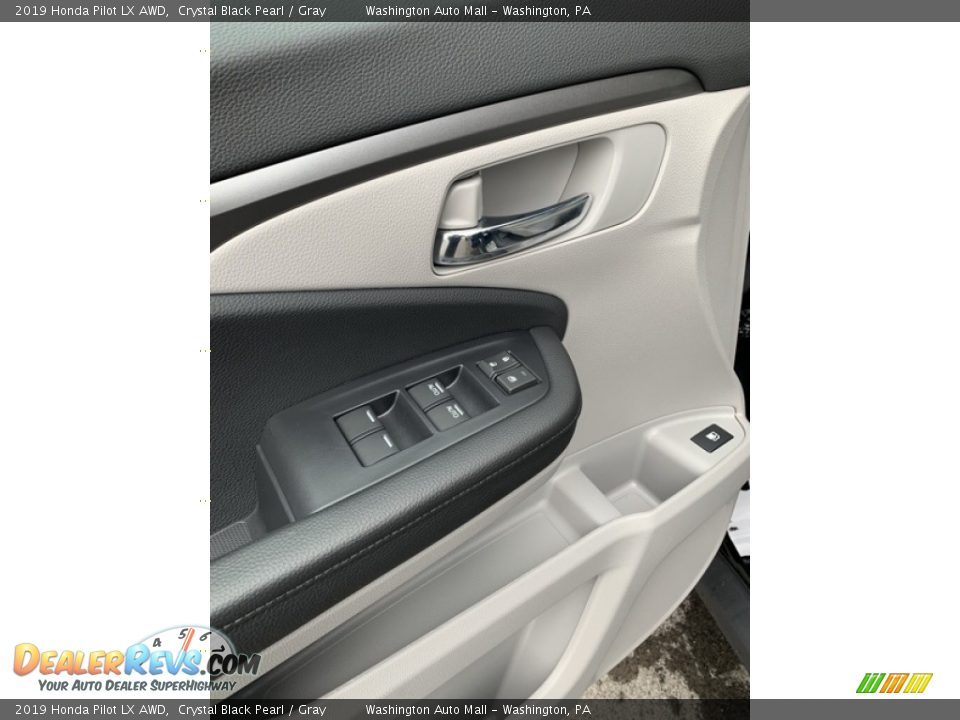 2019 Honda Pilot LX AWD Crystal Black Pearl / Gray Photo #9
