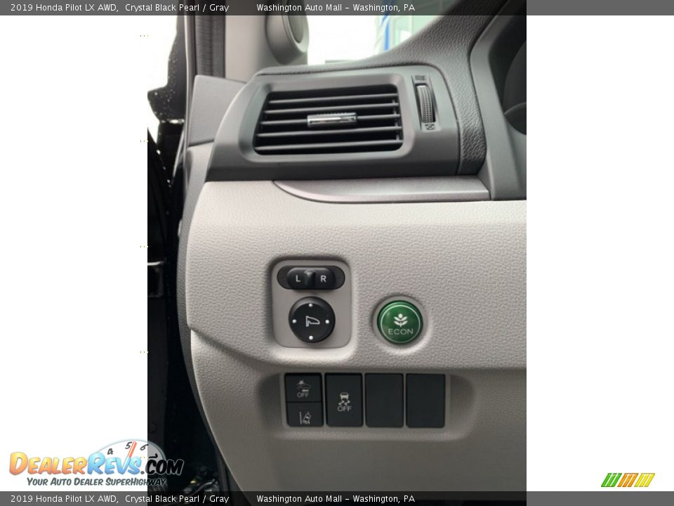 2019 Honda Pilot LX AWD Crystal Black Pearl / Gray Photo #10