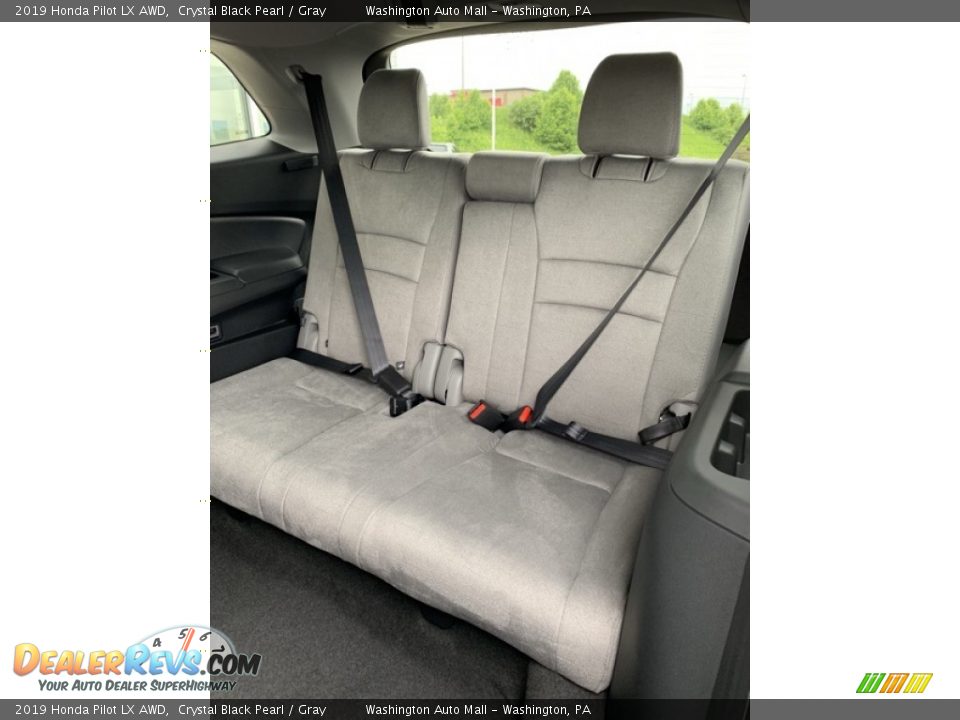 2019 Honda Pilot LX AWD Crystal Black Pearl / Gray Photo #20