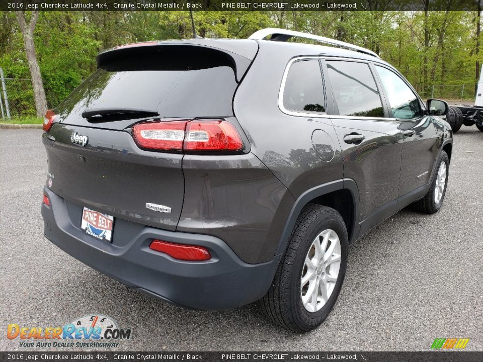 2016 Jeep Cherokee Latitude 4x4 Granite Crystal Metallic / Black Photo #7