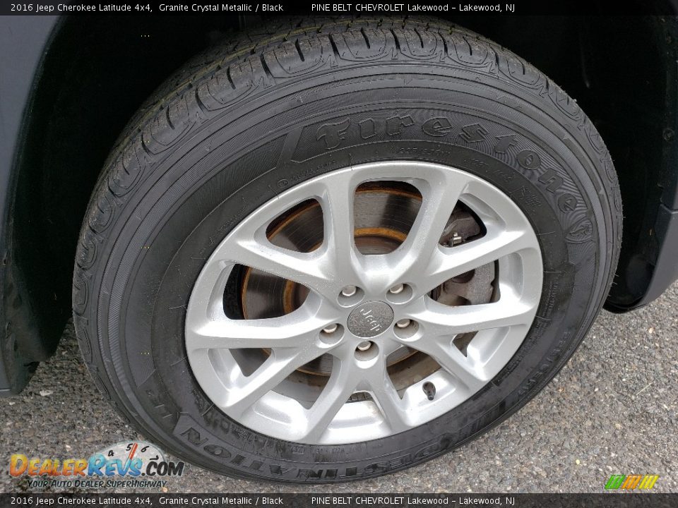2016 Jeep Cherokee Latitude 4x4 Granite Crystal Metallic / Black Photo #9