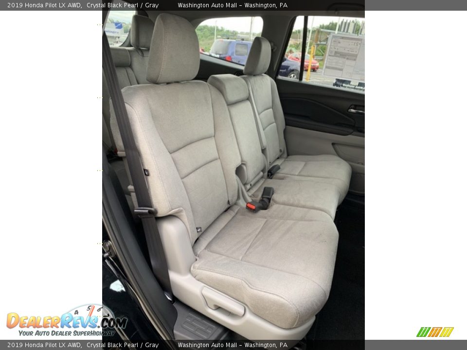 2019 Honda Pilot LX AWD Crystal Black Pearl / Gray Photo #25
