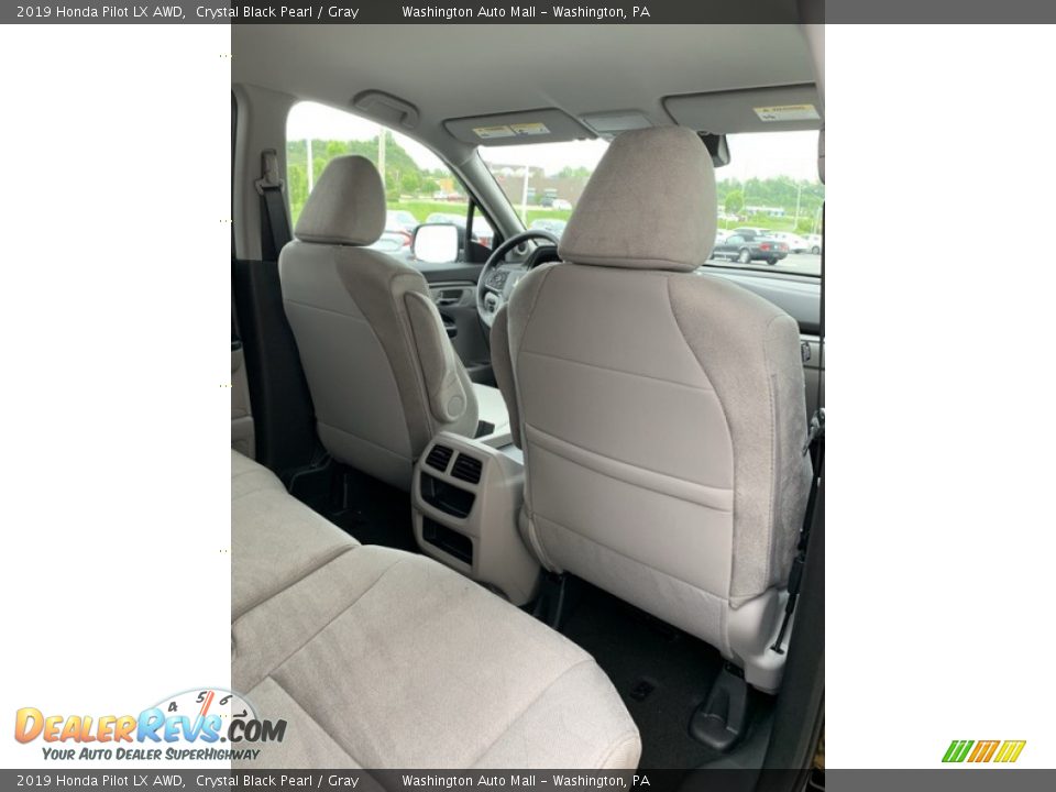 2019 Honda Pilot LX AWD Crystal Black Pearl / Gray Photo #28