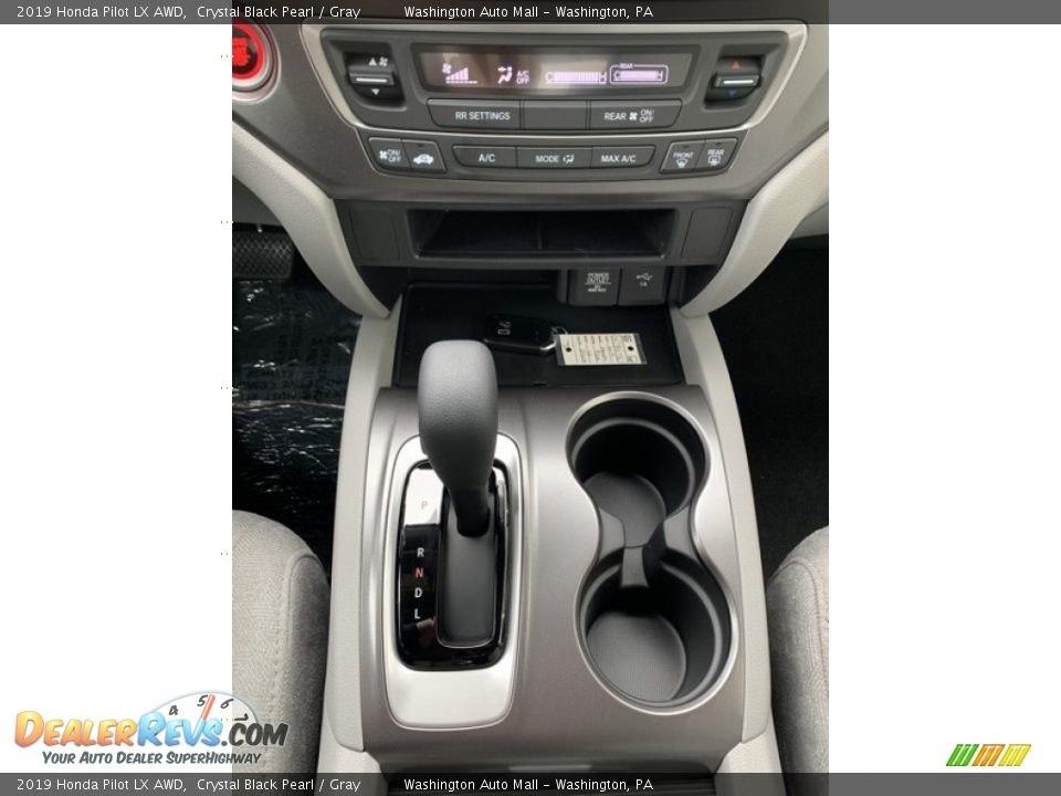 2019 Honda Pilot LX AWD Crystal Black Pearl / Gray Photo #36