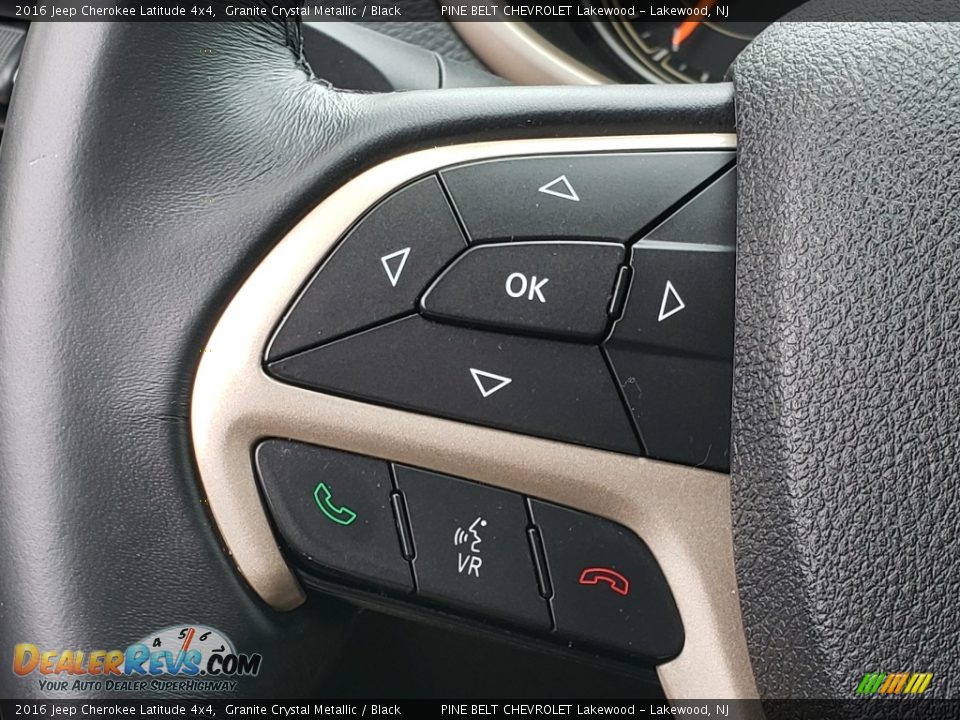2016 Jeep Cherokee Latitude 4x4 Granite Crystal Metallic / Black Photo #18