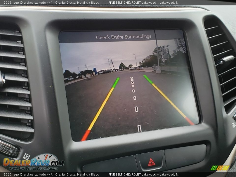 2016 Jeep Cherokee Latitude 4x4 Granite Crystal Metallic / Black Photo #26