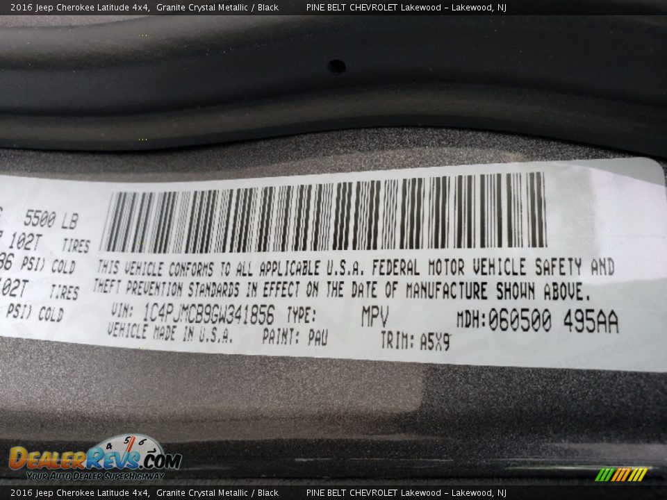 2016 Jeep Cherokee Latitude 4x4 Granite Crystal Metallic / Black Photo #27