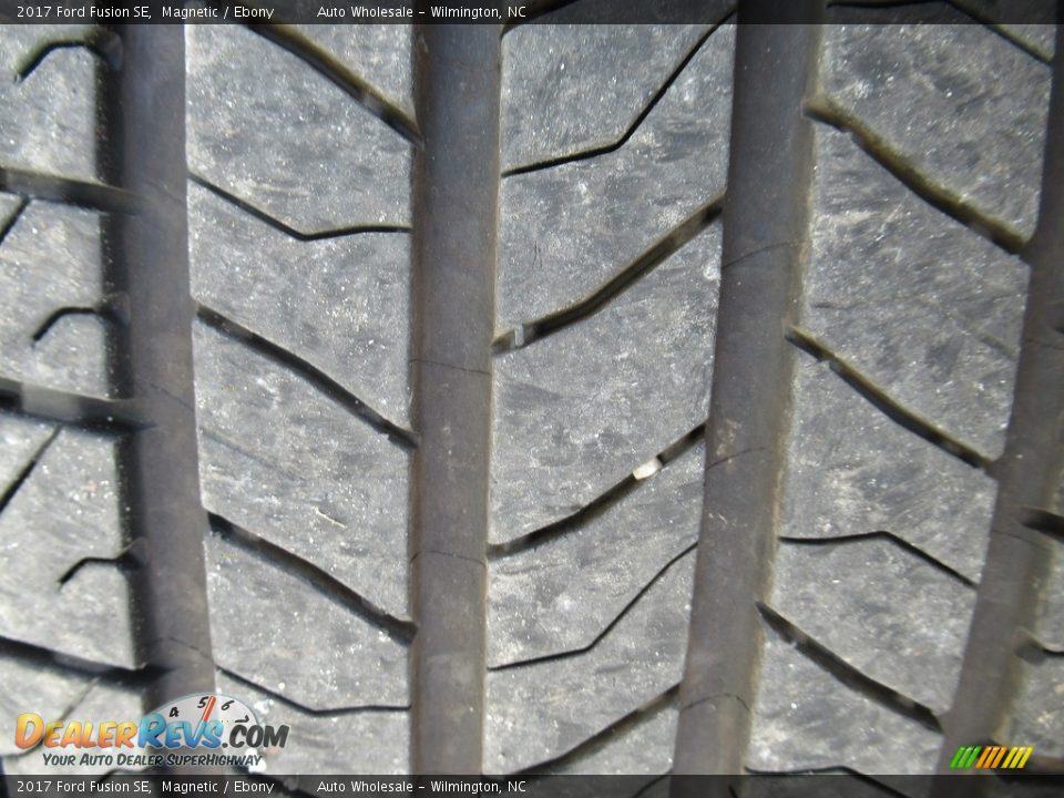 2017 Ford Fusion SE Magnetic / Ebony Photo #9