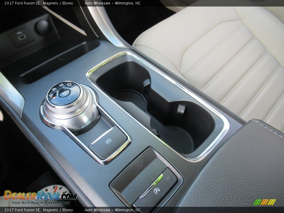 2017 Ford Fusion SE Magnetic / Ebony Photo #20