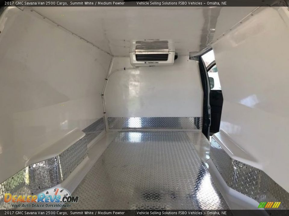 2017 GMC Savana Van 2500 Cargo Summit White / Medium Pewter Photo #7