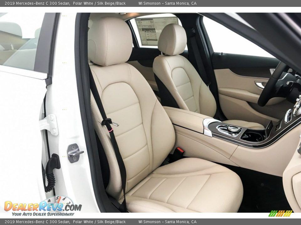 2019 Mercedes-Benz C 300 Sedan Polar White / Silk Beige/Black Photo #5