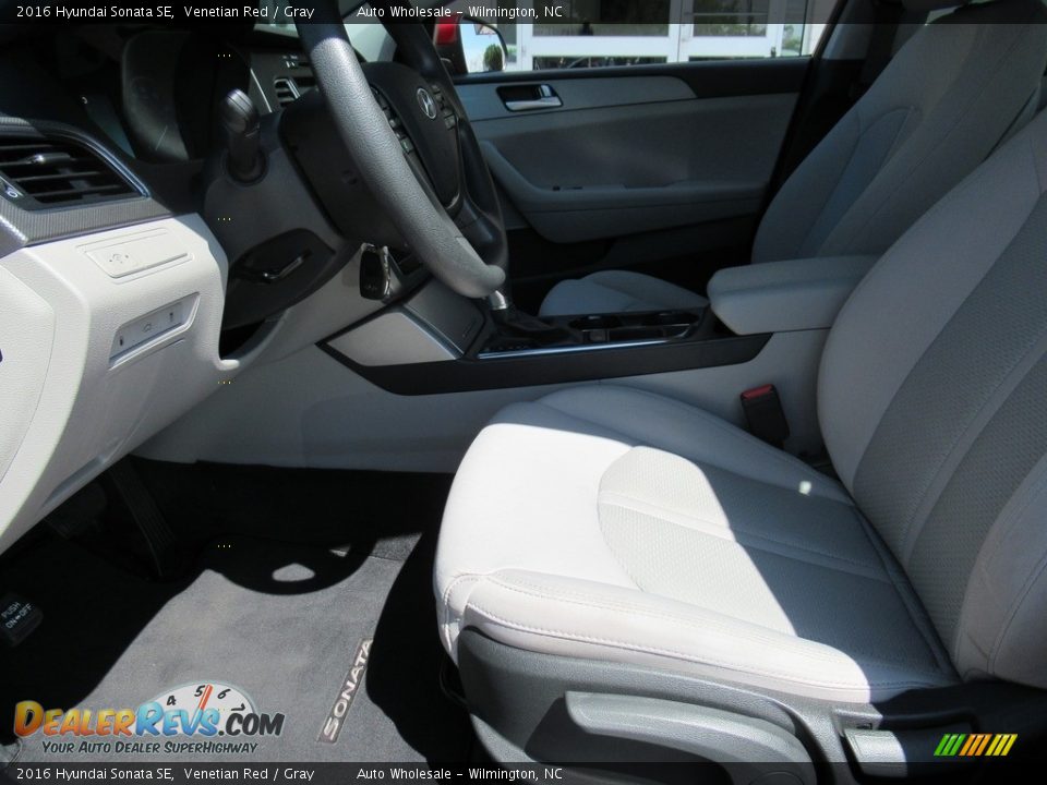 2016 Hyundai Sonata SE Venetian Red / Gray Photo #10