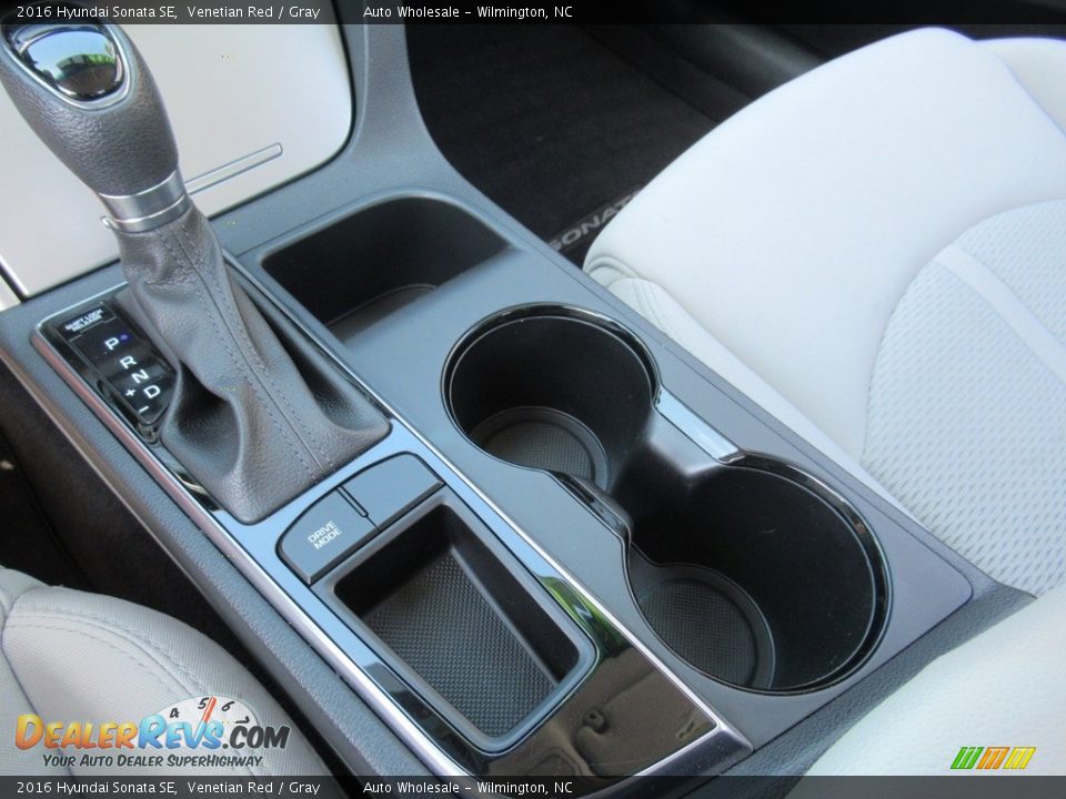 2016 Hyundai Sonata SE Venetian Red / Gray Photo #19
