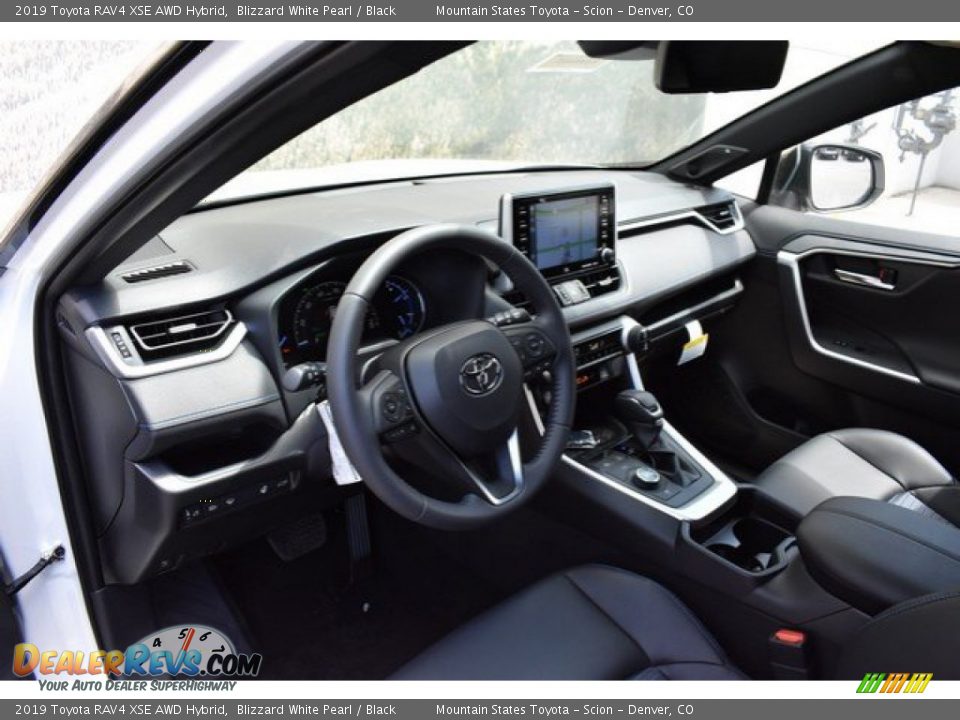 2019 Toyota RAV4 XSE AWD Hybrid Blizzard White Pearl / Black Photo #5