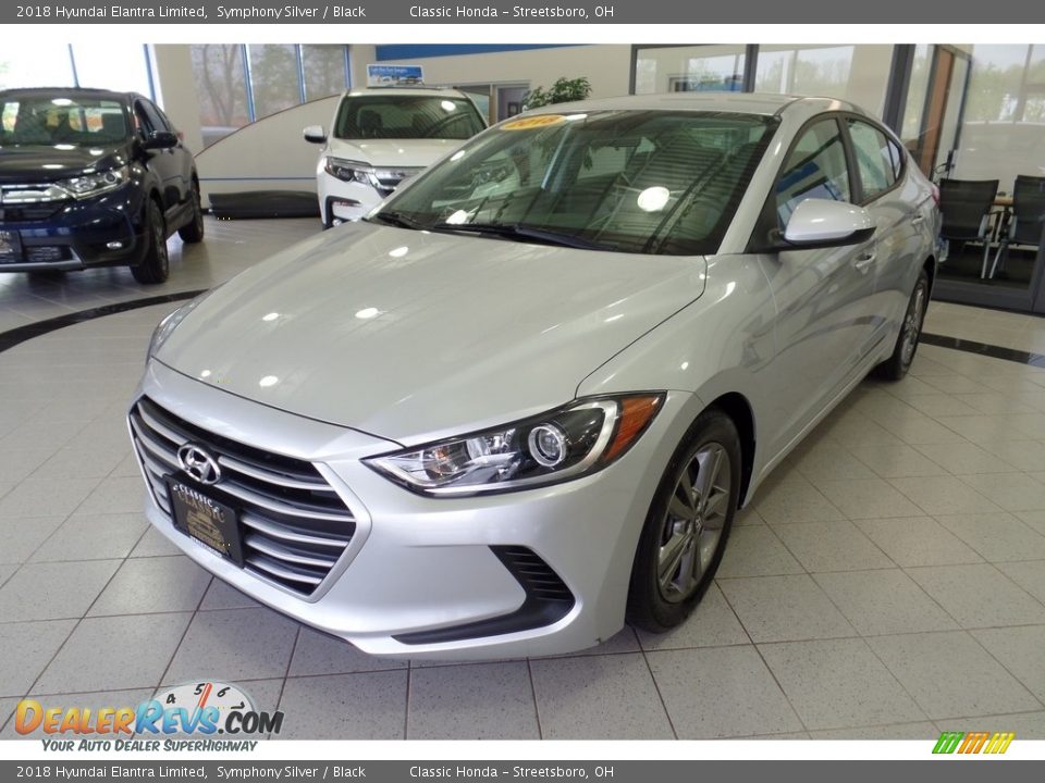 2018 Hyundai Elantra Limited Symphony Silver / Black Photo #1