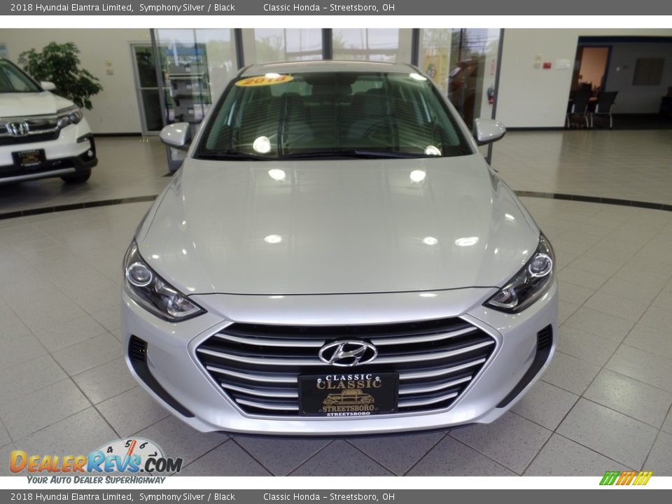 2018 Hyundai Elantra Limited Symphony Silver / Black Photo #2
