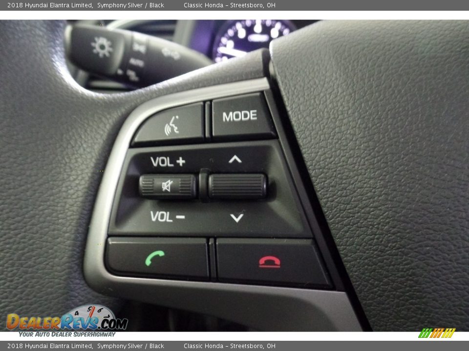 2018 Hyundai Elantra Limited Symphony Silver / Black Photo #30