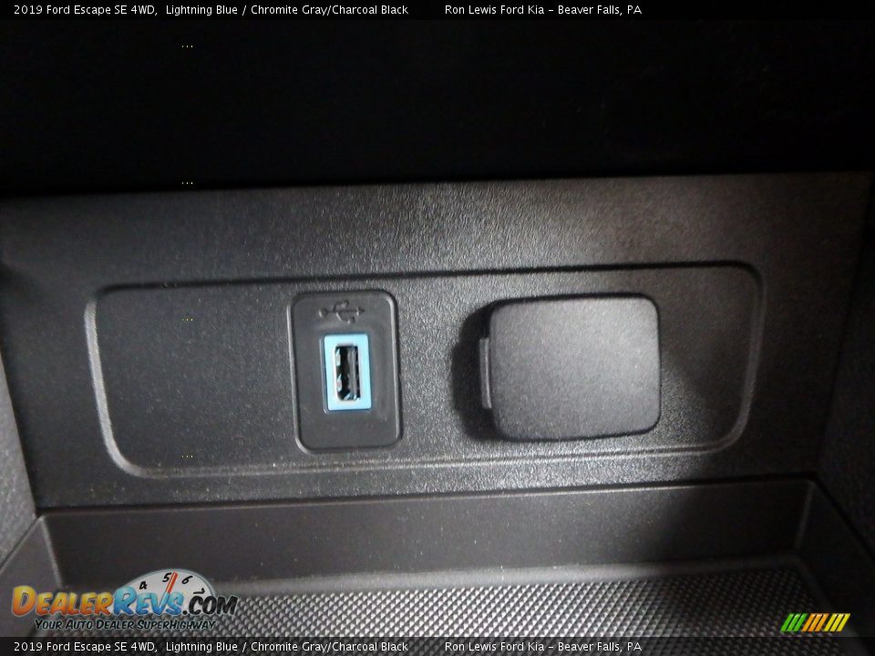 2019 Ford Escape SE 4WD Lightning Blue / Chromite Gray/Charcoal Black Photo #18
