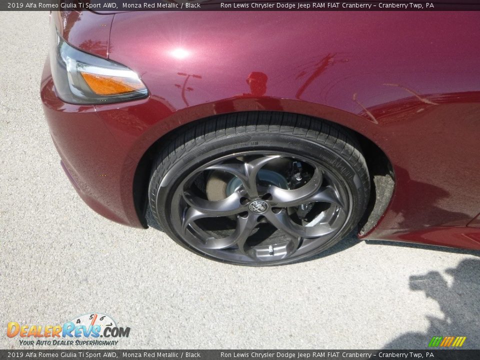 2019 Alfa Romeo Giulia Ti Sport AWD Monza Red Metallic / Black Photo #3