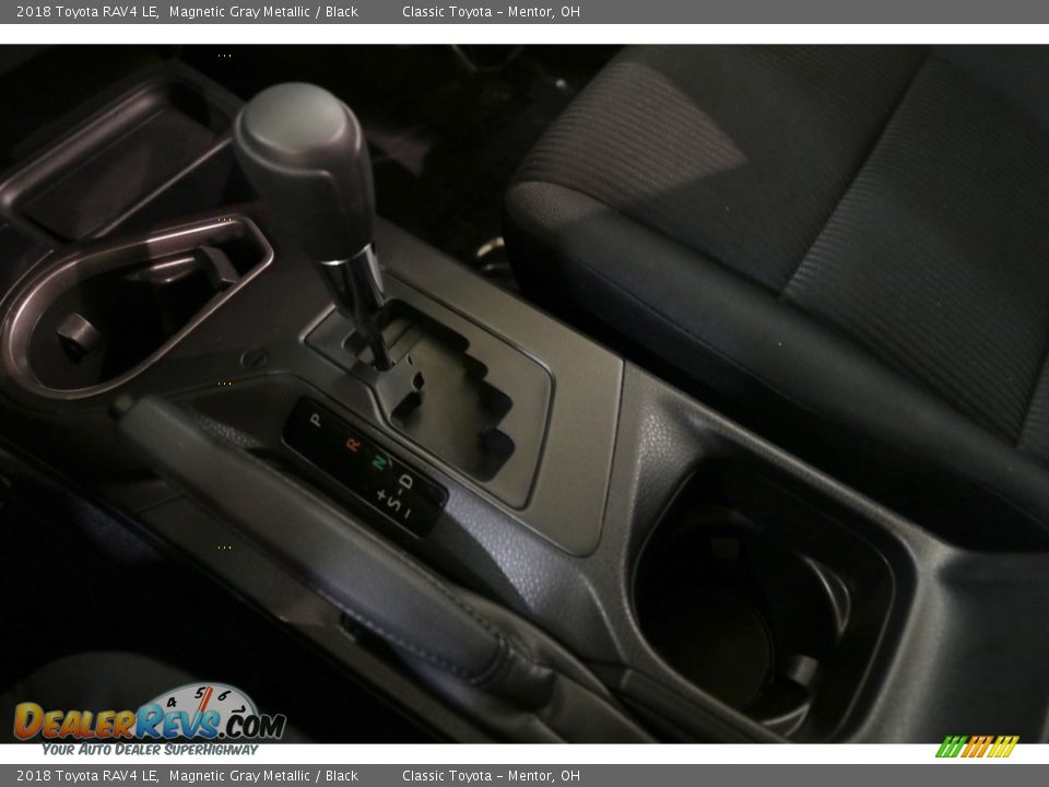 2018 Toyota RAV4 LE Magnetic Gray Metallic / Black Photo #12