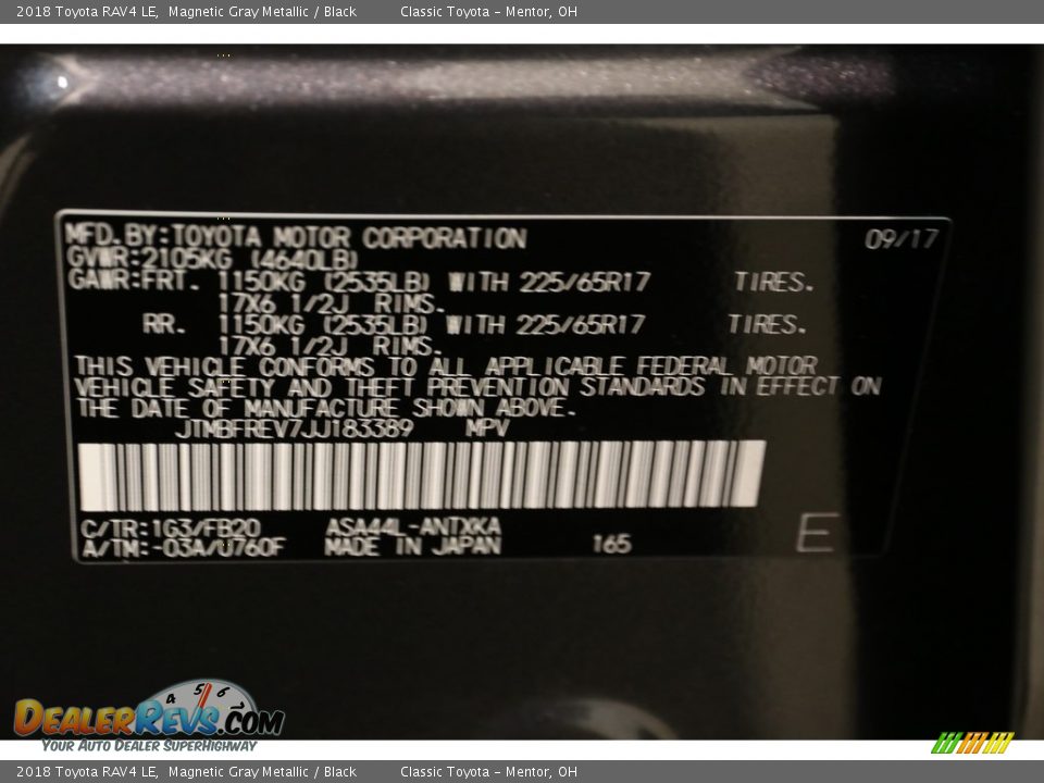 2018 Toyota RAV4 LE Magnetic Gray Metallic / Black Photo #18