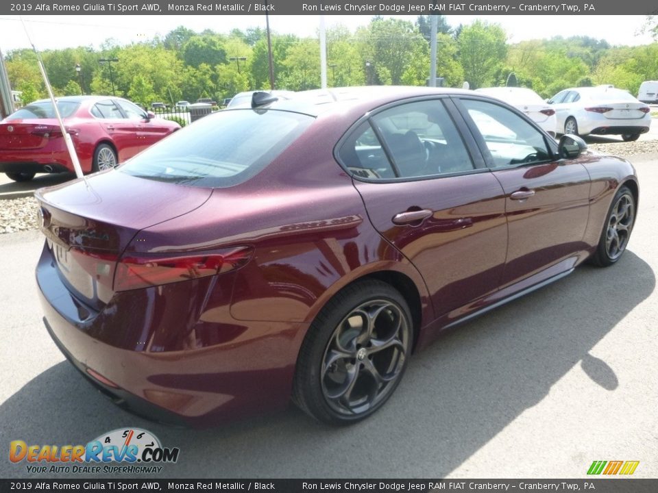 2019 Alfa Romeo Giulia Ti Sport AWD Monza Red Metallic / Black Photo #9
