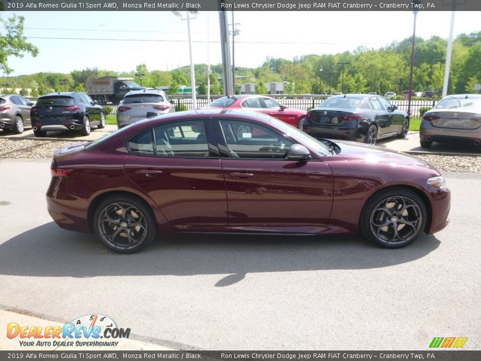 2019 Alfa Romeo Giulia Ti Sport AWD Monza Red Metallic / Black Photo #10