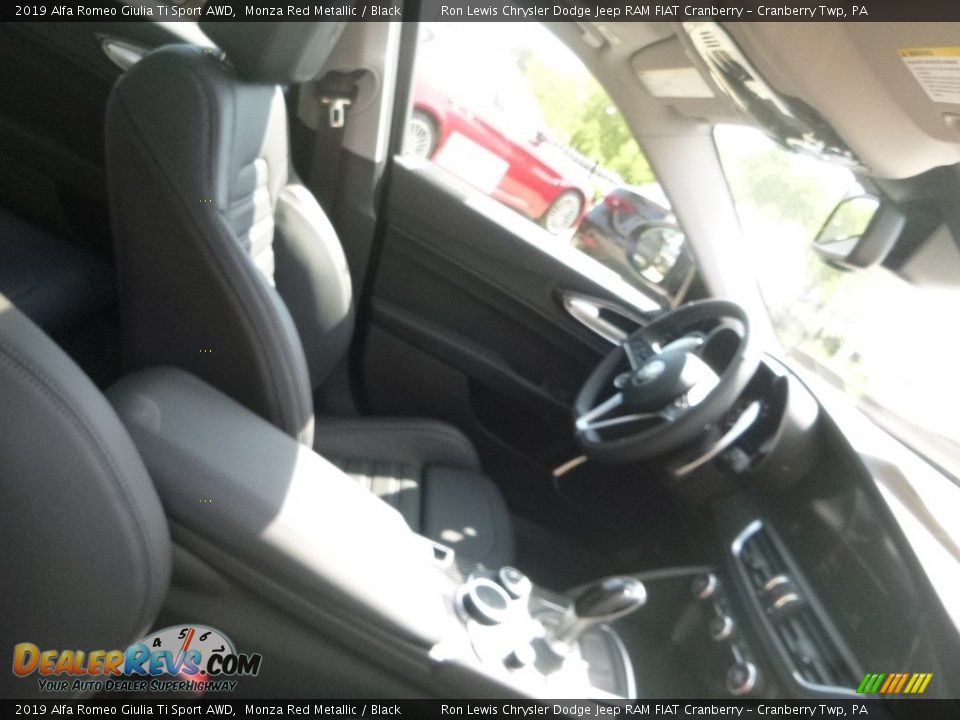 2019 Alfa Romeo Giulia Ti Sport AWD Monza Red Metallic / Black Photo #15