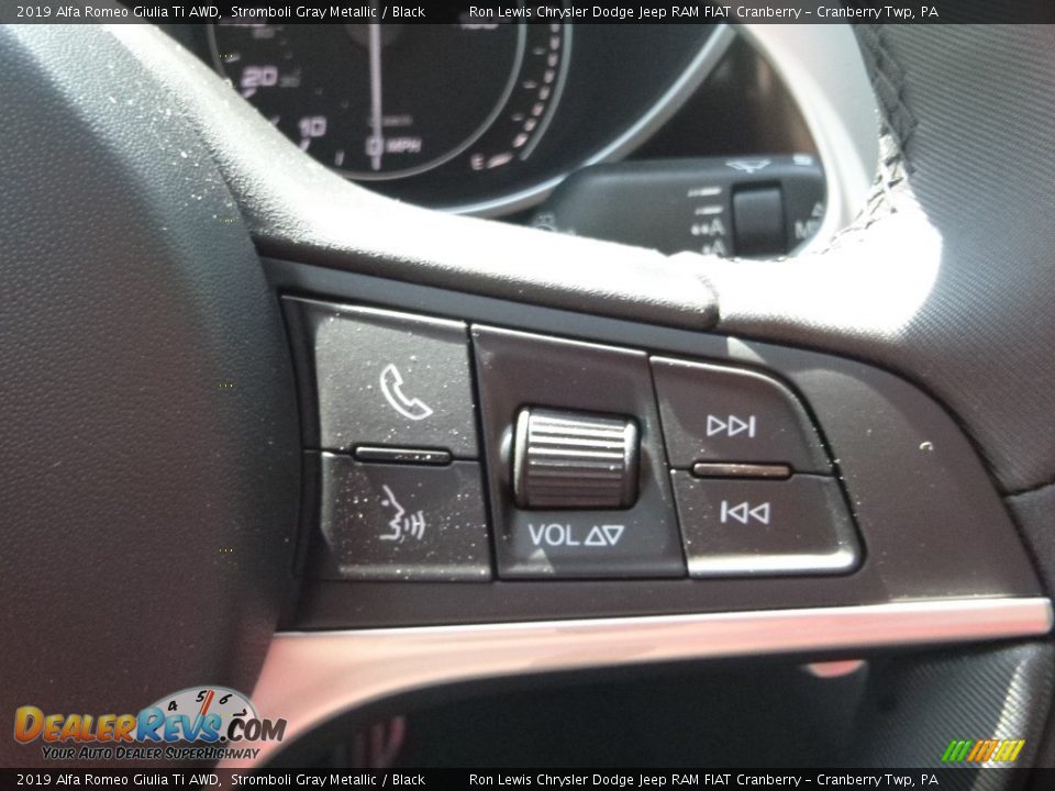 2019 Alfa Romeo Giulia Ti AWD Stromboli Gray Metallic / Black Photo #23