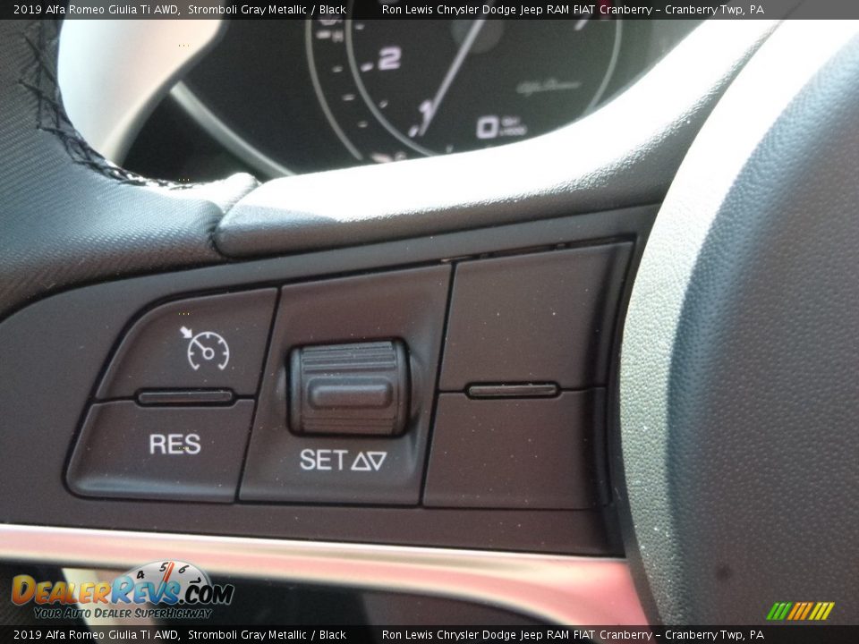2019 Alfa Romeo Giulia Ti AWD Stromboli Gray Metallic / Black Photo #24