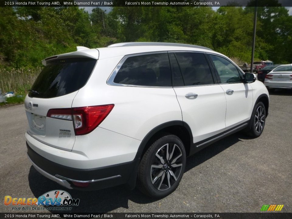 2019 Honda Pilot Touring AWD White Diamond Pearl / Black Photo #4