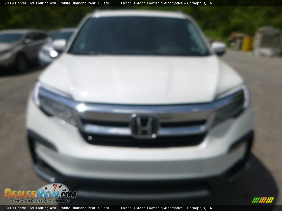 2019 Honda Pilot Touring AWD White Diamond Pearl / Black Photo #6