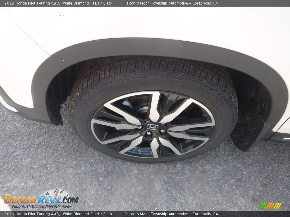 2019 Honda Pilot Touring AWD White Diamond Pearl / Black Photo #7