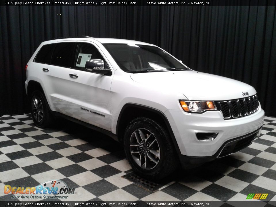 2019 Jeep Grand Cherokee Limited 4x4 Bright White / Light Frost Beige/Black Photo #4